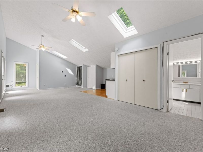 1049 N Medina Line Road, Akron, OH 44333 Photo 43