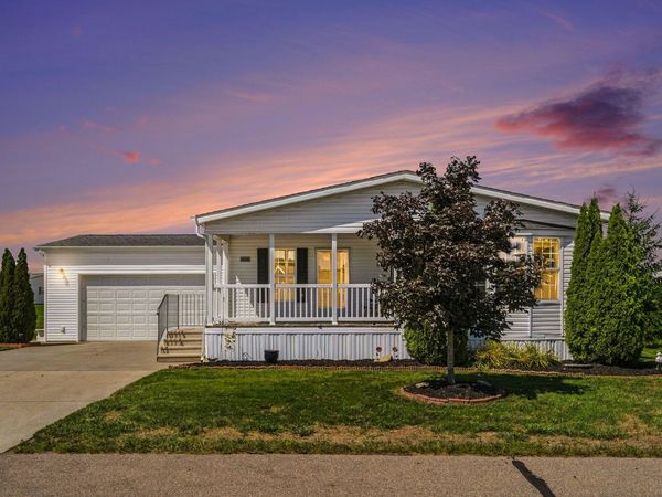 4144 Doxee Drive, Allendale, MI 49401
