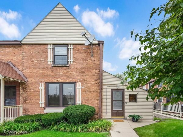 721 E Maple Avenue , La Grange, IL 60525