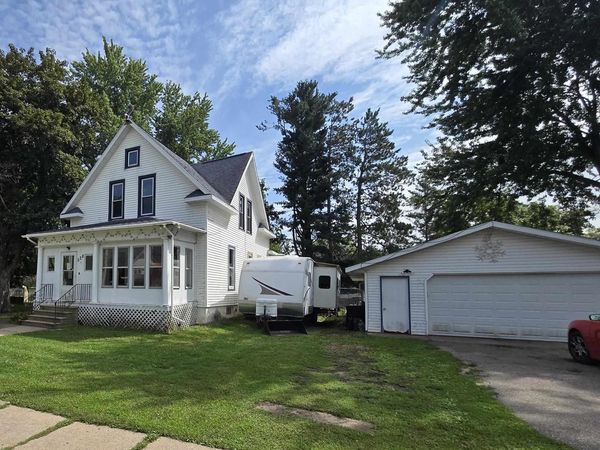 528 PARK AVENUE, Wild Rose, WI 54984