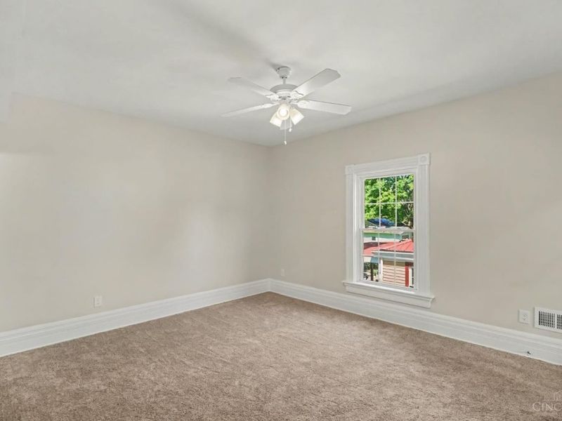 5809 Lathrop Place, Cincinnati, OH 45224 Photo 11