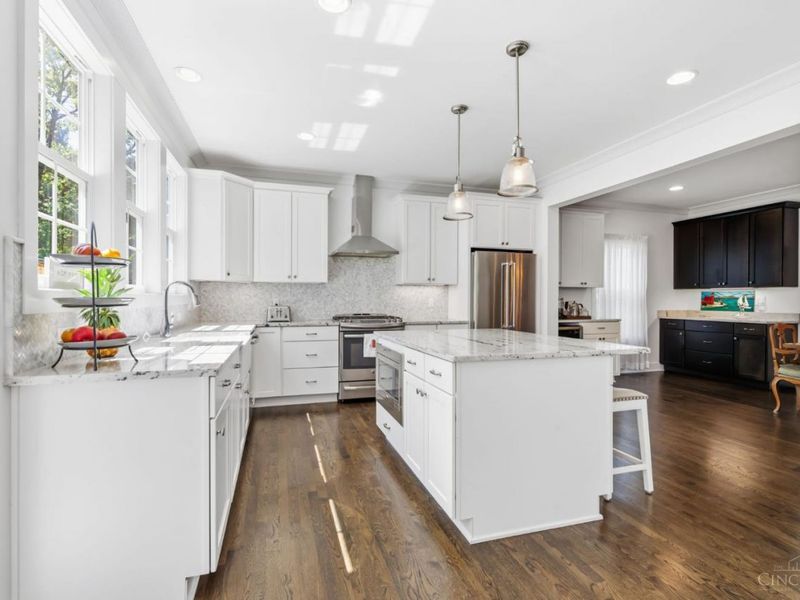 7549 Cooper Road, Montgomery, OH 45242 Photo 8