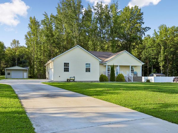 7485 McMinnville Hwy, Morrison, TN 37357