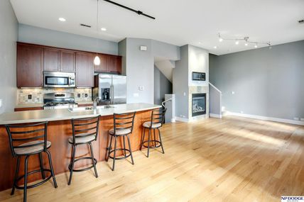 1213 Marcy Plaza, Omaha, NE 68108