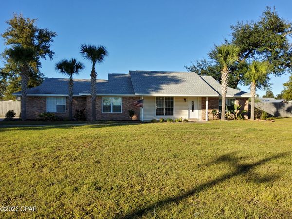 5117 Bayhead Road, Youngstown, FL 32466