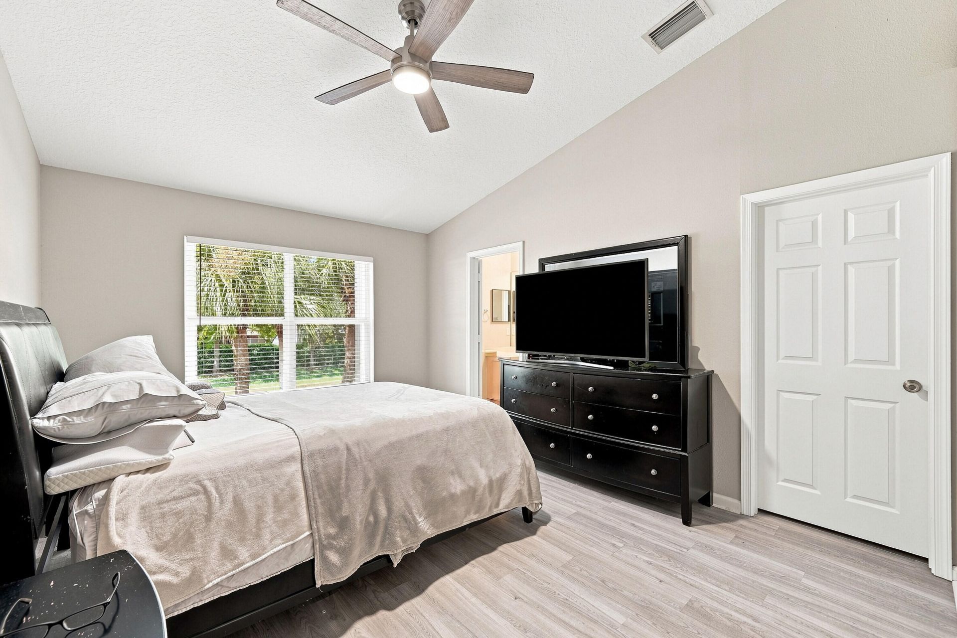 9989 Porta Leona Lane, Boynton Beach, FL 33472 Photo