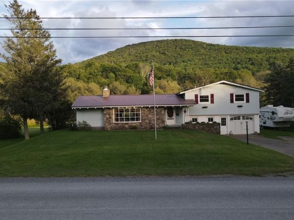 2000 County Highway 41, Roxbury, NY 12474