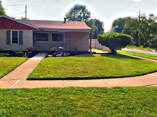 307 Rowan Drive , Berea, OH 44017