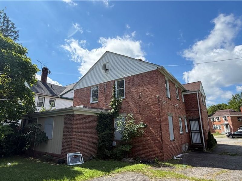 14901 Milverton Road, Cleveland, OH 44120 Photo 16
