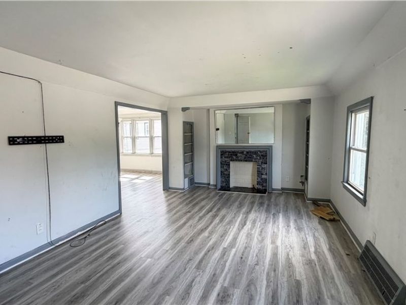 14901 Milverton Road, Cleveland, OH 44120 Photo 4