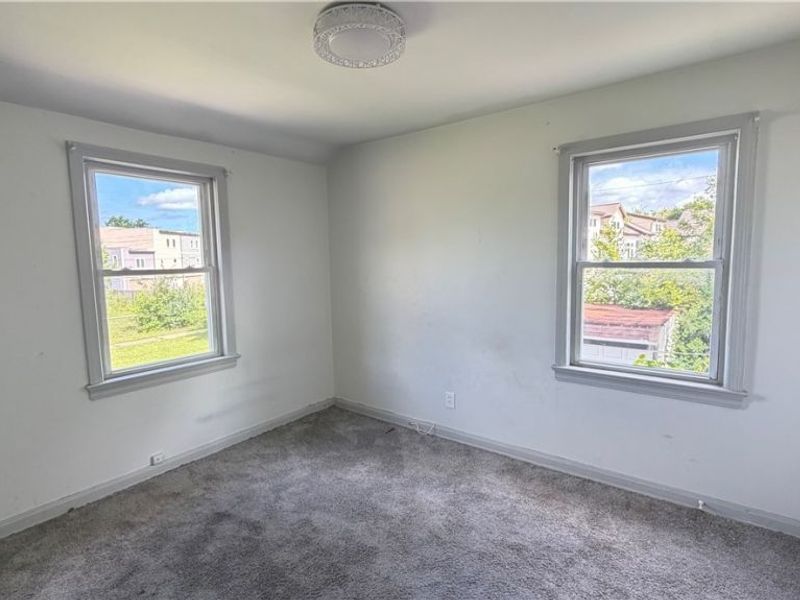 14901 Milverton Road, Cleveland, OH 44120 Photo 9