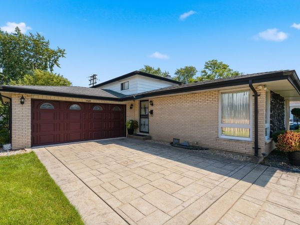 15457 Diekman Court , Dolton, IL 60419