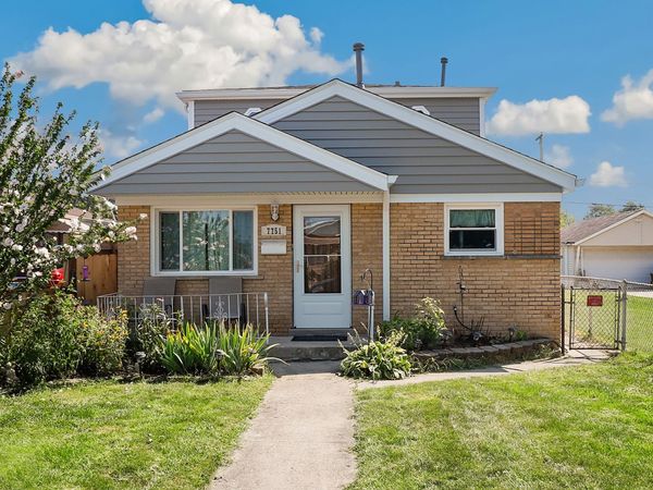 7751 Massasoit Avenue , Burbank, IL 60459