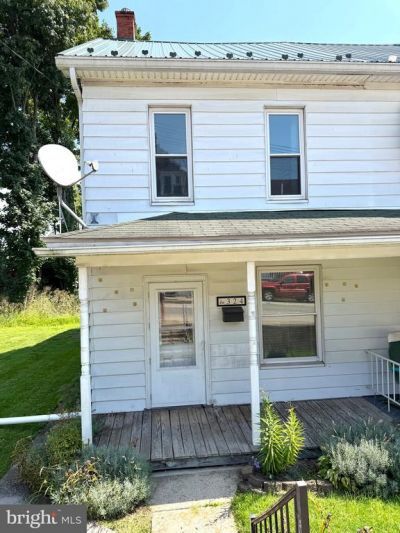 324 SHAW AVENUE , LEWISTOWN, PA 17044
