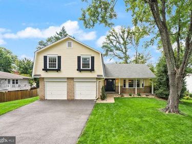 8906 TAILCOAT COURT, SPRINGFIELD, VA 22153