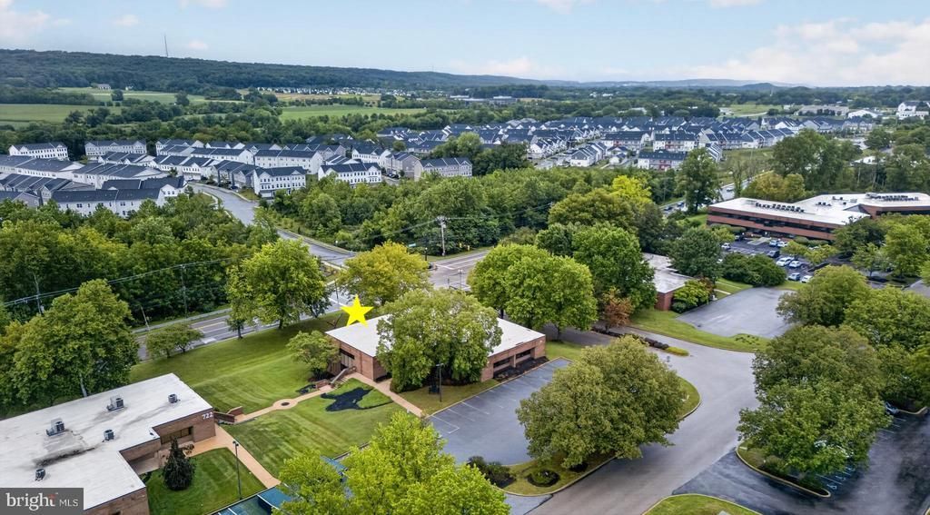 728 SPRINGDALE DRIVE , EXTON, PA 19341