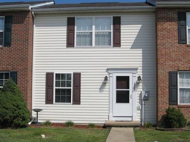 175 EQUESTRIAN DRIVE , STEPHENS CITY, VA 22655