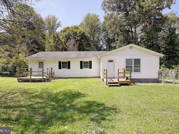 5070 SHECKELLS WAY , HUNTINGTOWN, MD 20639
