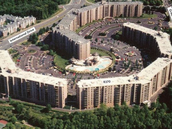 8370 GREENSBORO DRIVE, Unit 411, MCLEAN, VA 22102