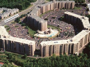 8370 GREENSBORO DRIVE, Unit 411, MCLEAN, VA 22102