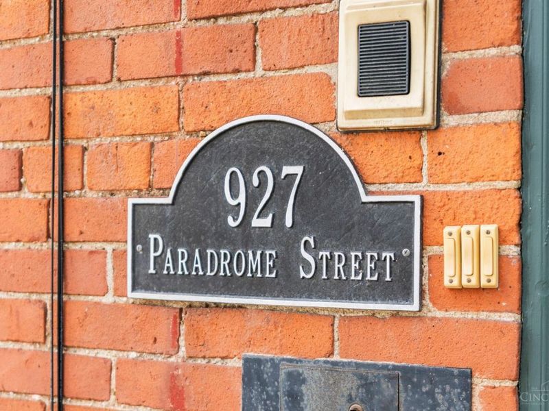 927 Paradrome Street, Unit 3, Cincinnati, OH 45202 Photo 6