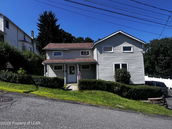7 Chestnut Hill Road, Inkerman, PA 18640