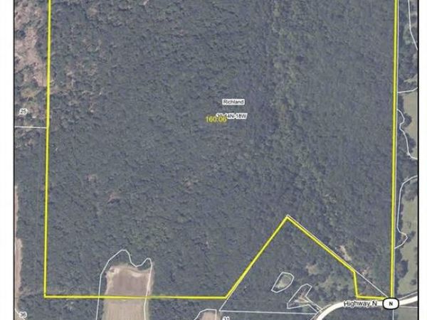 160 Highway N , Versailles, MO 65084
