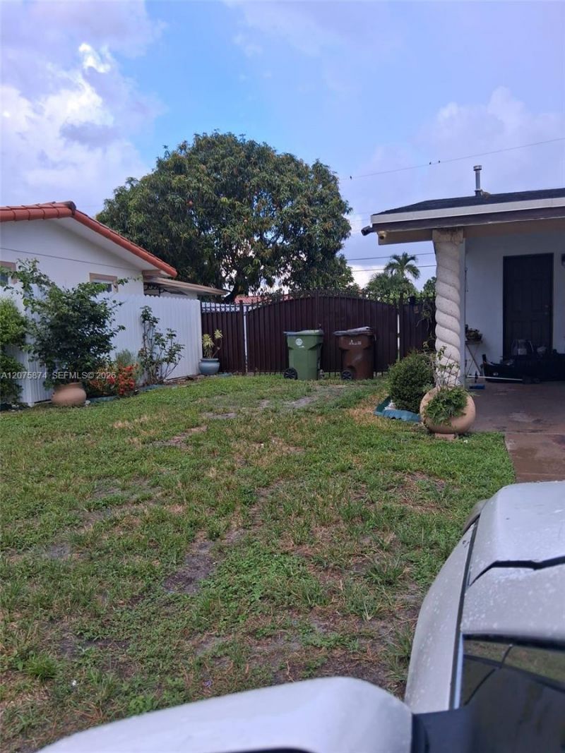 4601 W 9th Ave , Hialeah, FL 33012 Photo