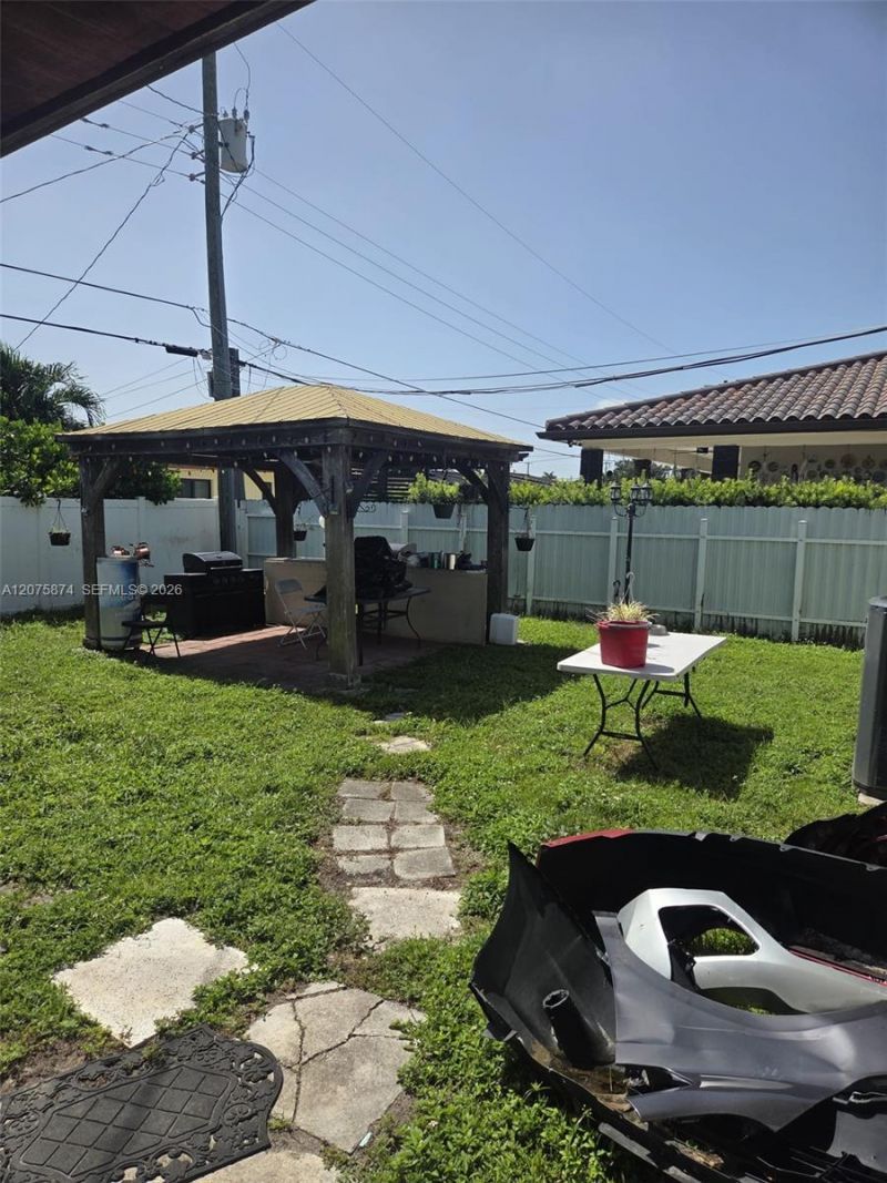 4601 W 9th Ave , Hialeah, FL 33012 Photo