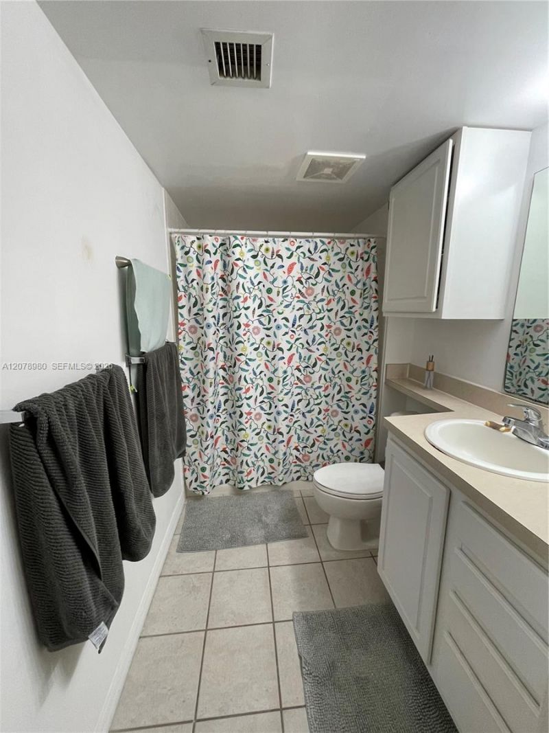 2665 SW 37th Ave, Unit 209, Miami, FL 33133 Photo