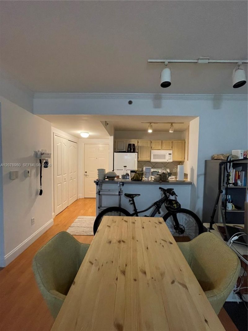 2665 SW 37th Ave, Unit 209, Miami, FL 33133 Photo
