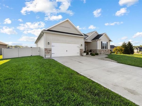 1005 Haverhill Drive, Troy, OH 45373