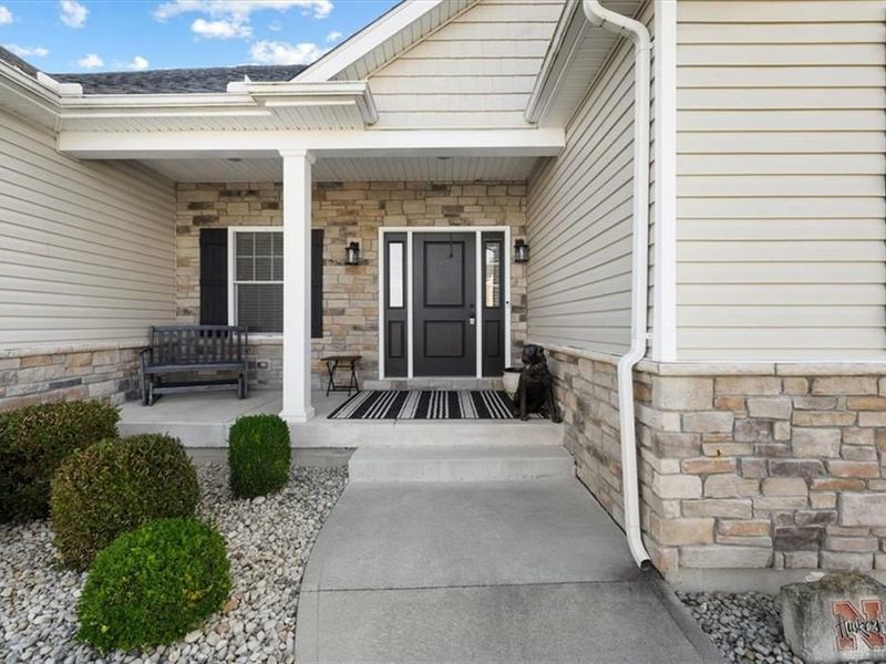 1005 Haverhill Drive, Troy, OH 45373 Photo 6