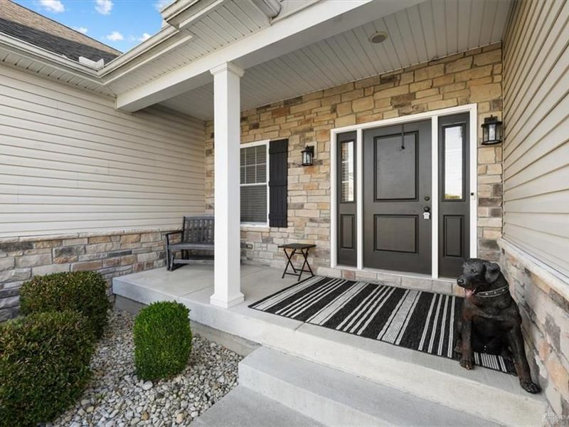 1005 Haverhill Drive, Troy, OH 45373 Photo 7