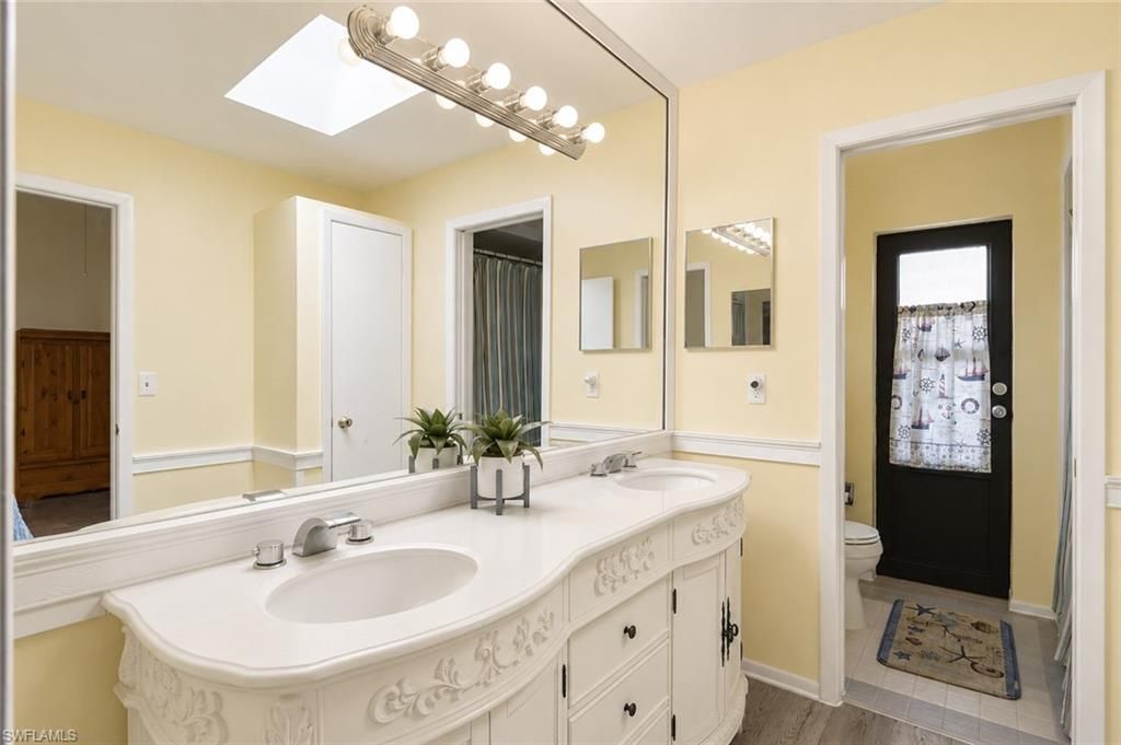 1114 NE Van Loon Ln, Cape Coral, FL 33909 Photo