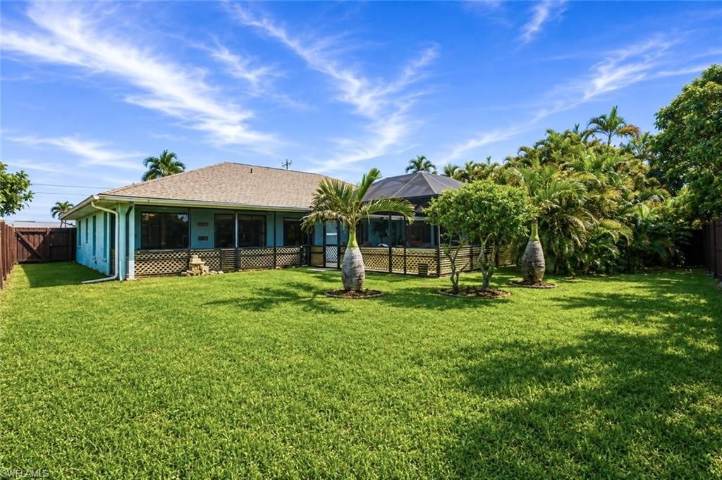 1114 NE Van Loon Ln, Cape Coral, FL 33909 Photo