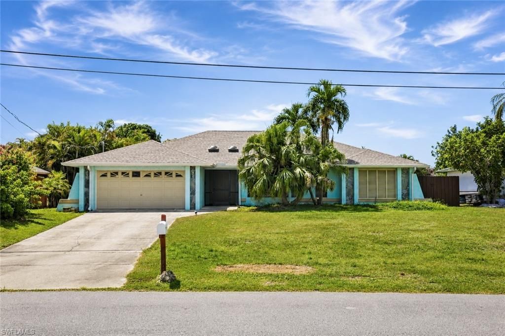 1114 NE Van Loon Ln, Cape Coral, FL 33909 Photo