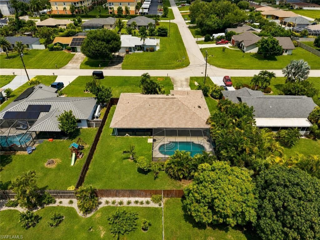 1114 NE Van Loon Ln, Cape Coral, FL 33909 Photo
