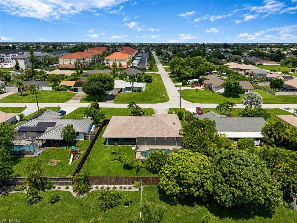 1114 NE Van Loon Ln, Cape Coral, FL 33909 Photo
