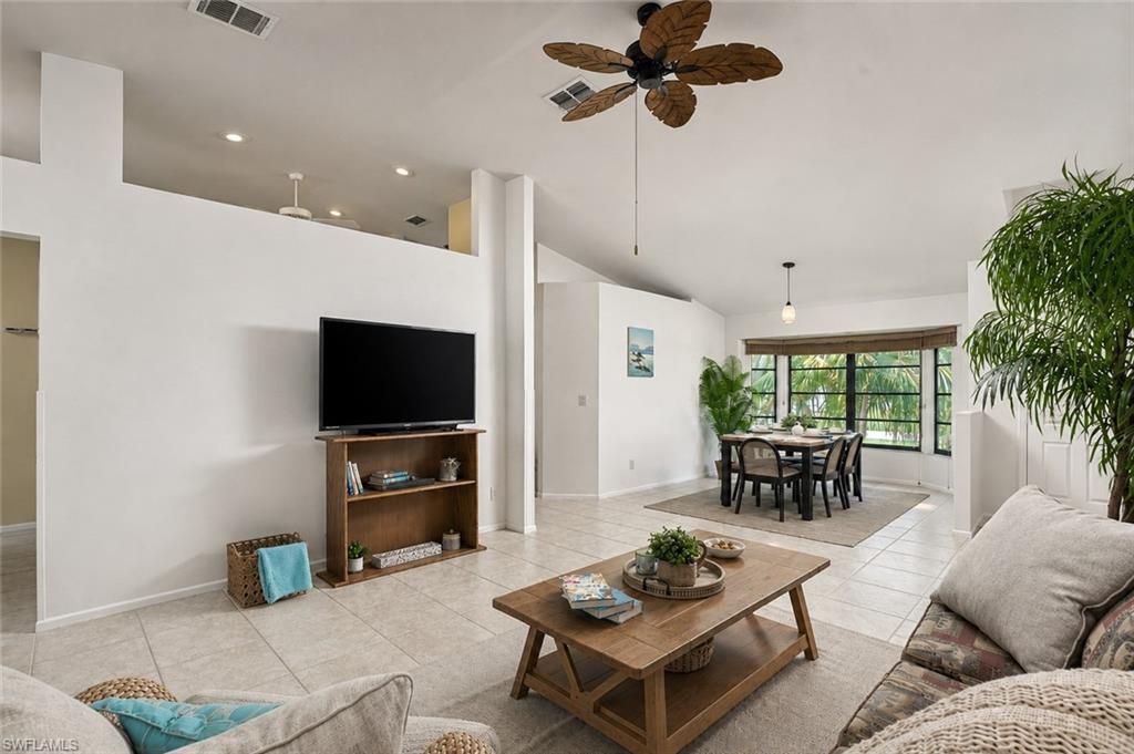 1114 NE Van Loon Ln, Cape Coral, FL 33909 Photo