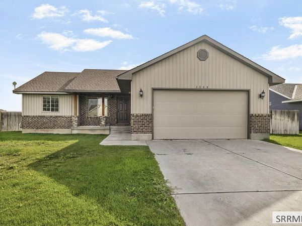 2068 Edmiston Drive, IDAHO FALLS, ID 83401