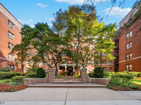 100 Prospect Ave, Hackensack, NJ 07601