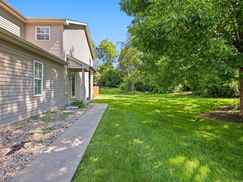578 Chadwood Drive , Gahanna, OH 43230 Photo 2