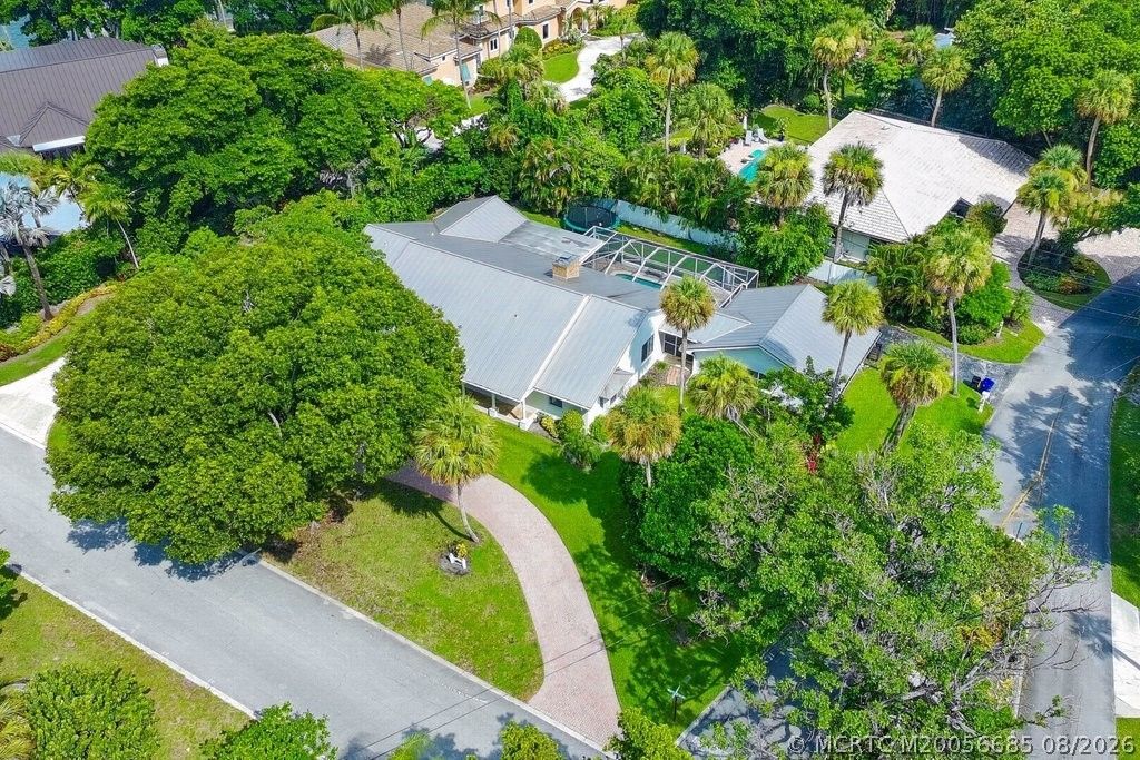 15 W High Point Road , Sewalls Point, FL 34996 Photo