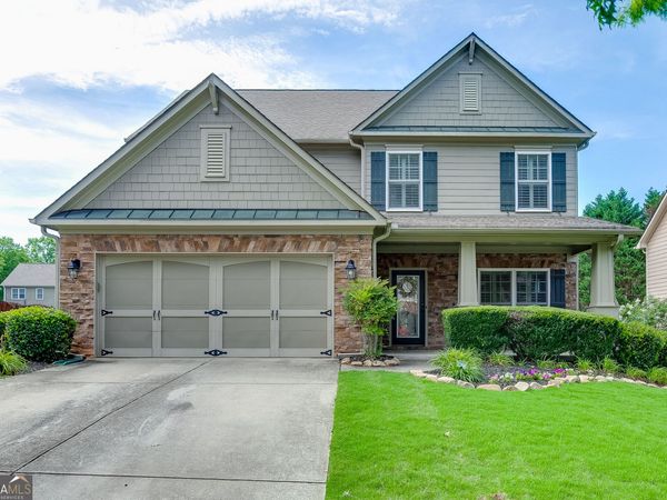 7823 Keepsake Lane, Flowery Branch, GA 30542