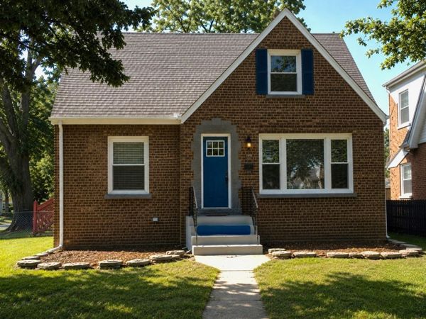 11056 S Sangamon Street, Chicago, IL 60643