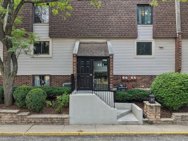 451 ELM Street , Unit 2F, Deerfield, IL 60015