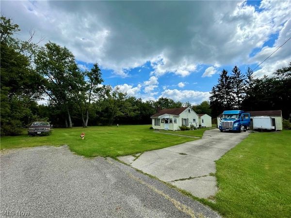 557 Russell Avenue , Poland, OH 44514