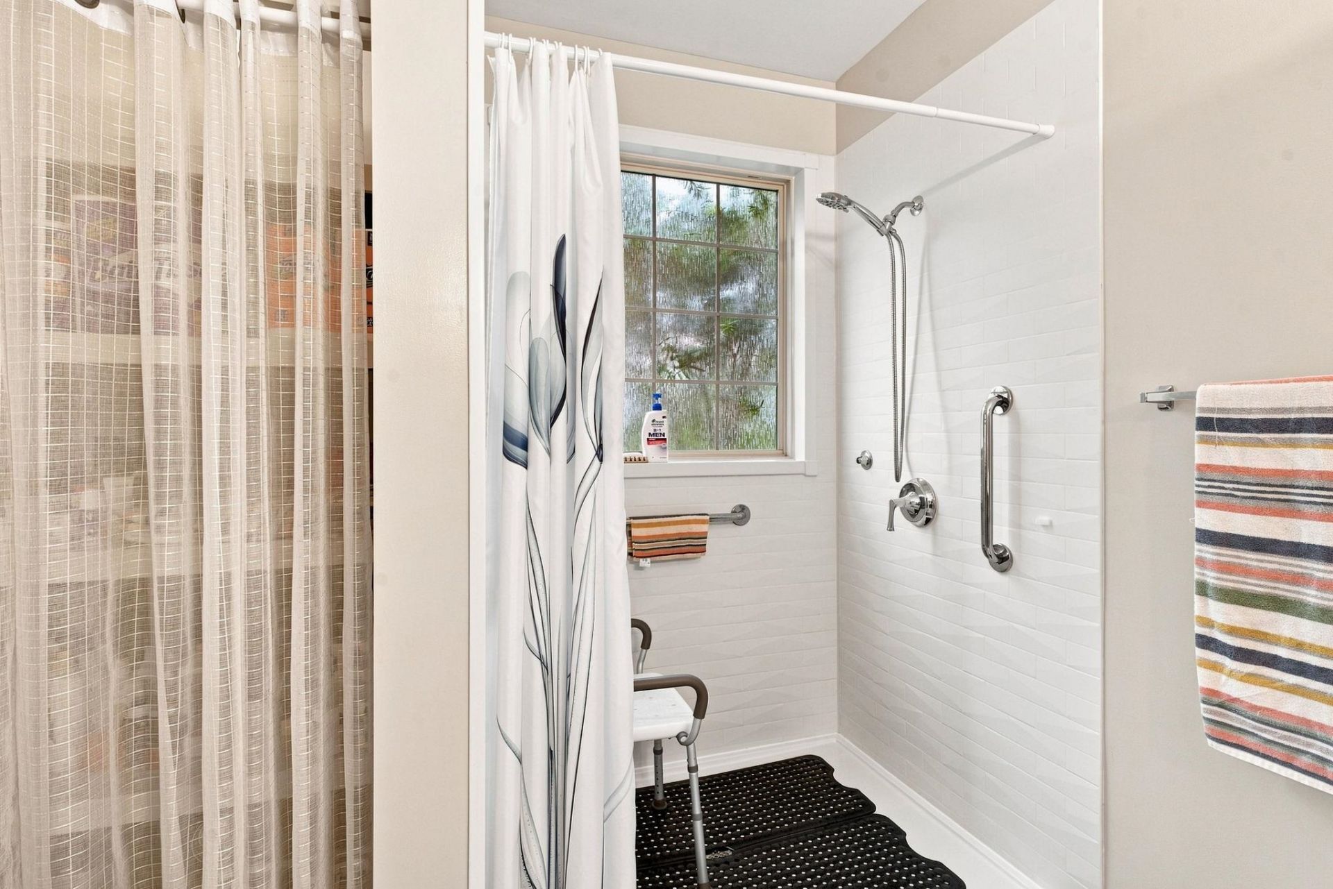 437 Coral Harbor Dr. Photo 14