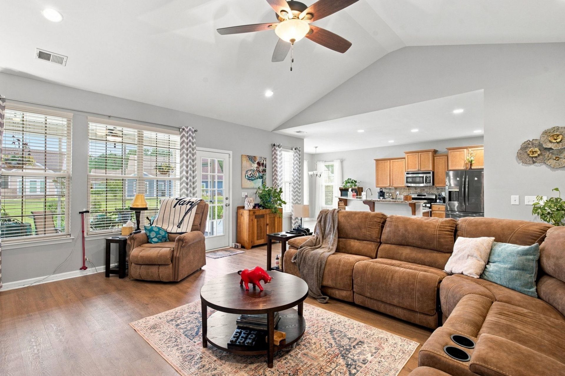 437 Coral Harbor Dr. Photo 23